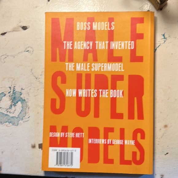 Book in excellent condition entitled male supermodels the men of boss models - Picture 4 of 4